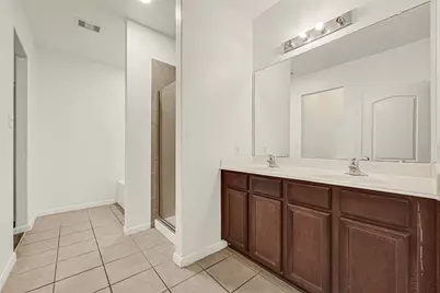 8843 Leclaire Meadow Drive, Humble, TX 77338 - Photo 10