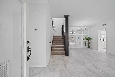 4731 N Cashel Cir, Houston, TX 77069 - Photo 8
