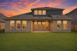 2222 Pacific Current Wy, League City, TX 77573 - Photo 2