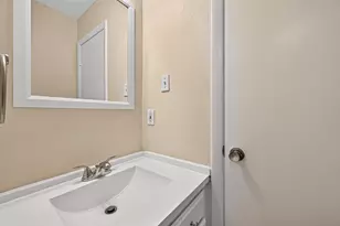 813 Lakeview Dr, Sugar Land, TX 77498 - Photo 40