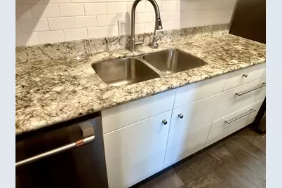 8245 Kingsbrook Road #239, Houston, TX 77024 - Photo 8