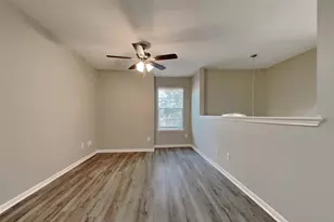 9615 Winter Run Dr, Houston, TX 77064 - Photo 6