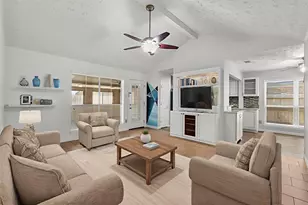 2919 Marlin Ct, League City, TX 77573 - Photo 8