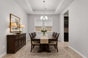 2731 Ahnya Ln, League City, TX 77573 - Photo 4