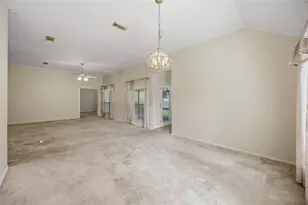 2755 N Larkspur Cir, Pearland, TX 77584 - Photo 6