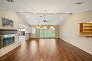 706 Enchanted River Dr, Spring, TX 77388 - Photo 10