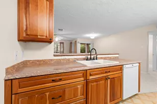 8051 Bay Branch Dr, The Woodlands, TX 77382 - Photo 18