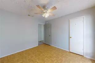 2711 Heritage Colony Dr, Webster, TX 77598 - Photo 16