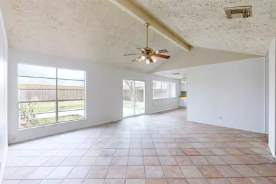 2711 Heritage Colony Drive, Webster, TX 77598 - Photo 14