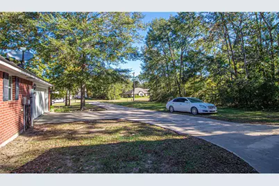 264 Westridge Park, Livingston, TX 77351 - Photo 8