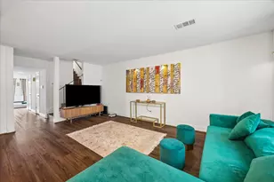 474 N Post Oak Ln, Houston, TX 77024 - Photo 10