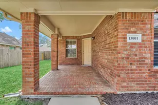 13001 Victoria Regina Dr, Montgomery, TX 77356 - Photo 4