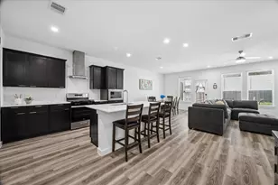 12305 Frisco Cv Ct, Houston, TX 77047 - Photo 2
