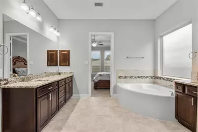 2320 Vineyard Terrace Lane, League City, TX 77573 - Photo 24