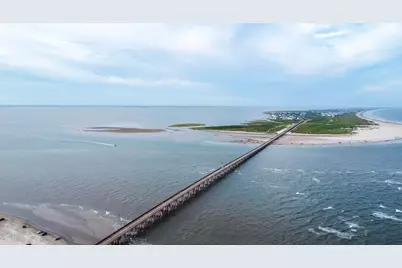 13206 Jolly Roger Drive, Freeport, TX 77541 - Photo 4