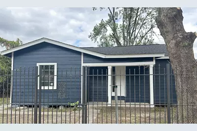 4018 Gano Street, Houston, TX 77009 - Photo 1