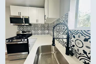 4018 Gano Street, Houston, TX 77009 - Photo 6
