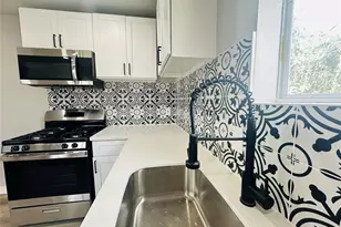 4018 Gano St, Houston, TX 77009 - Photo 6