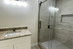 640 Wilcrest Dr, Houston, TX 77042 - Photo 28