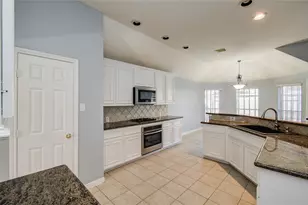 14731 Raven Hollow Ln, Humble, TX 77396 - Photo 8