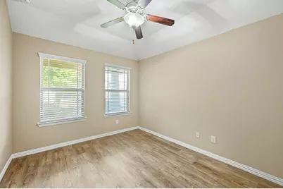 13827 Rosemere Lane, Houston, TX 77047 - Photo 10