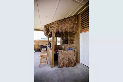 978 Tidelands Drive, Port Bolivar, TX 77650 - Photo 16