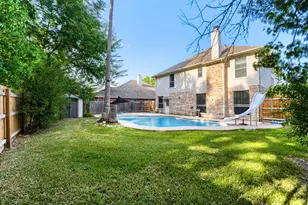 18715 Woodglen Shadows Dr, Humble, TX 77346 - Photo 2