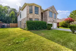 18715 Woodglen Shadows Dr, Humble, TX 77346 - Photo 4
