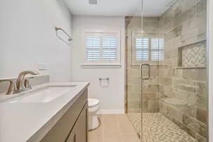 842 T C Jester Blvd, Houston, TX 77008 - Photo 12