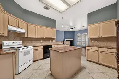 12007 Viola Court, Pinehurst, TX 77362 - Photo 18