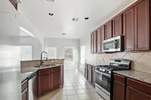 2518 Holly Laurel Mnr, Conroe, TX 77304 - Photo 12