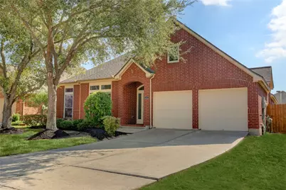 13612 Summer Cloud Lane, Pearland, TX 77584 - Photo 2