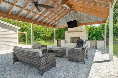 555 Wilder Crest Lane, Brenham, TX 77833 - Photo 2