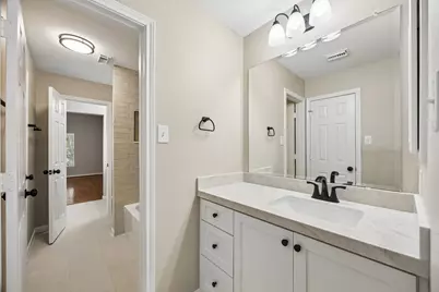 7535 Guinevere Drive, Sugar Land, TX 77479 - Photo 26