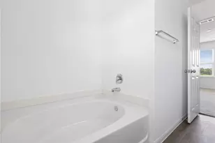 7323 Heath Knl Ln, Houston, TX 77075 - Photo 12