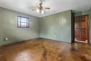 626 Meadowlark Ln, Winnie, TX 77665 - Photo 8