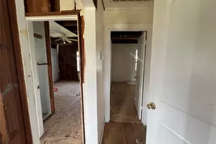 415 Oyster St, Freeport, TX 77541 - Photo 16