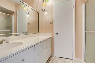 5203 Braesvalley Dr, Houston, TX 77096 - Photo 16