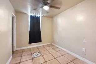 3731 Reveille St, Houston, TX 77087 - Photo 18
