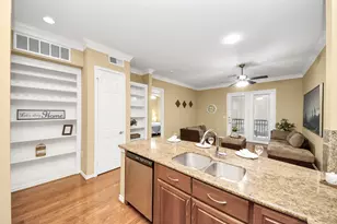 2400 McCue Rd, Houston, TX 77056 - Photo 2