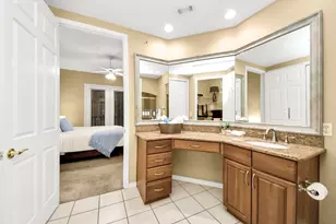 2400 McCue Rd, Houston, TX 77056 - Photo 26