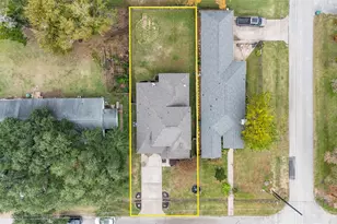 702 Clayton St, Tomball, TX 77375 - Photo 34