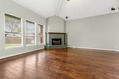 702 Clayton Street, Tomball, TX 77375 - Photo 12