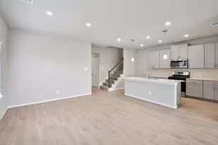 12018 Rushing Rdg Dr, Baytown, TX 77523 - Photo 6