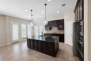 13503 Navigate Point Ln, Houston, TX 77044 - Photo 8