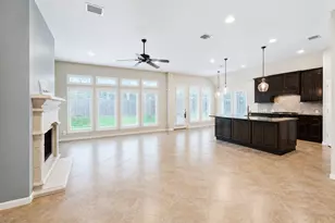 13503 Navigate Point Ln, Houston, TX 77044 - Photo 6