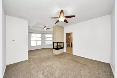 8047 Oakwood Garden Street, Houston, TX 77040 - Photo 20