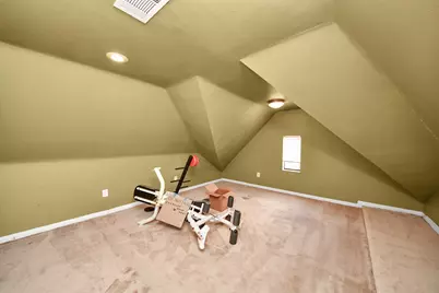 8047 Oakwood Garden Street, Houston, TX 77040 - Photo 38