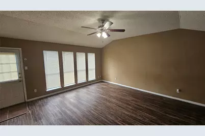 4250 Southchase Lane, Houston, TX 77014 - Photo 4