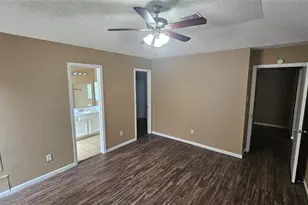 4250 Southchase Ln, Houston, TX 77014 - Photo 16
